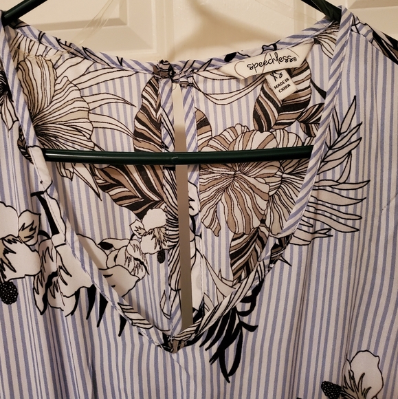 Speechless Pinstriped Romper - Picture 2 of 4